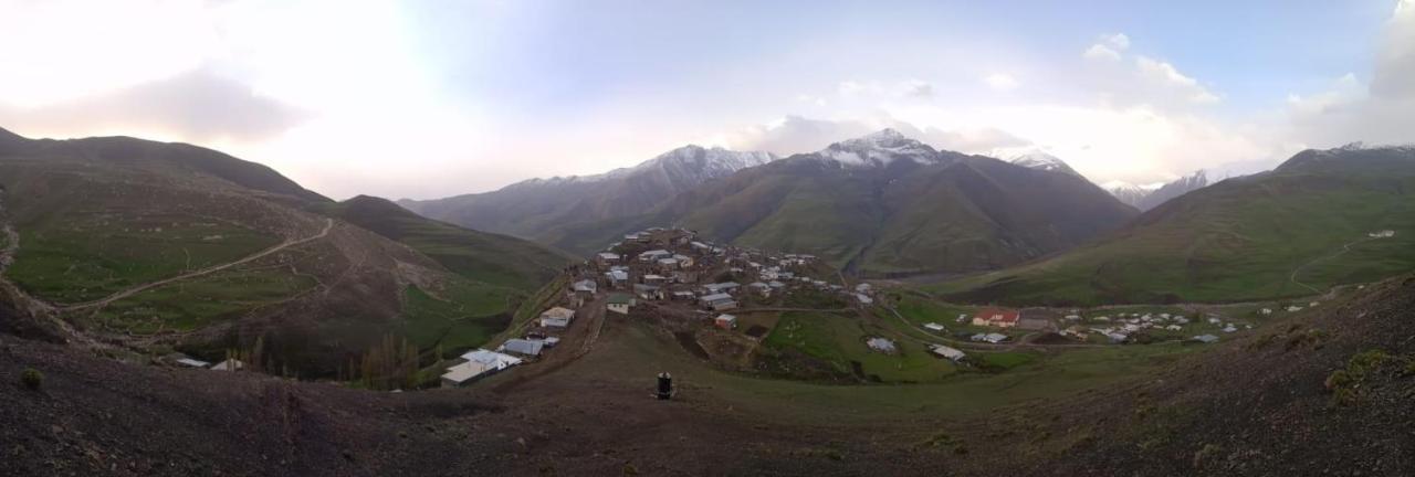 Zaur Guest Hause Hotel Xinaliq Exterior foto
